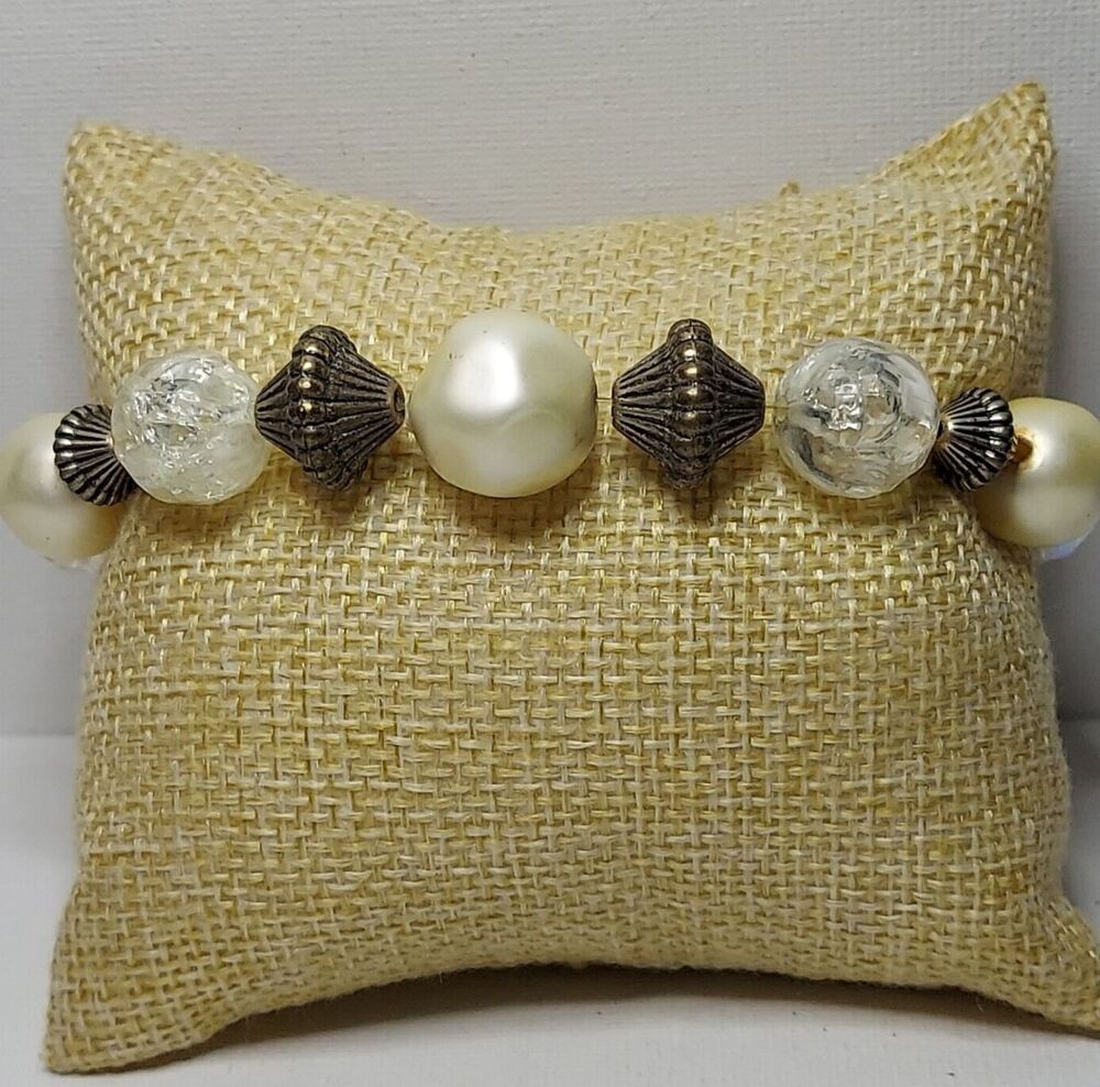 Various Beaded Bracelet Stretch 8"